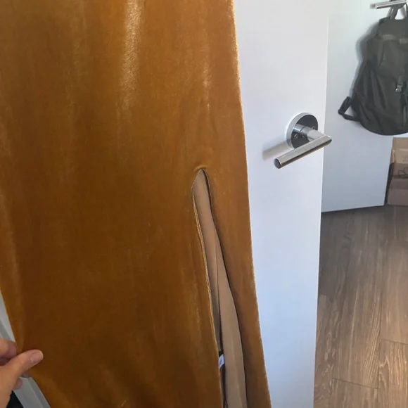 Gold Maxi Lovers + Friends - Picture 2 of 4